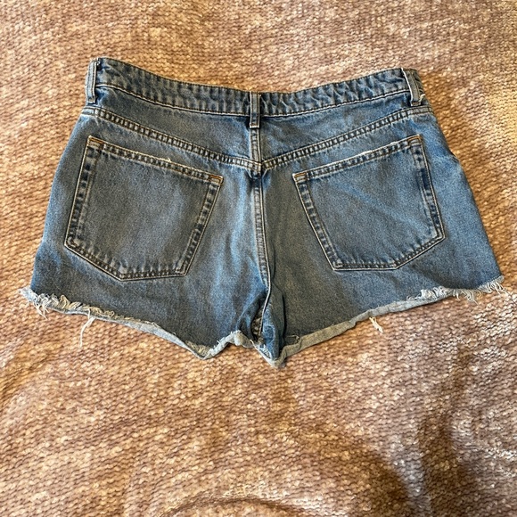 Zara Jean shorts size 10 - Picture 2 of 3